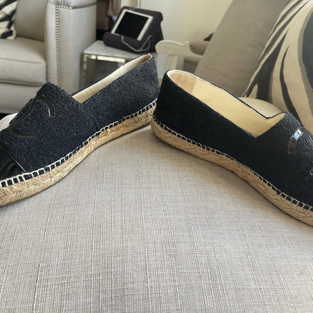 Authentic Chanel espadrilles flat shoes slip-ons - Picture 7 of 11